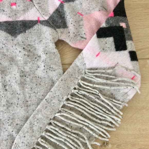 McCULLEY'S SCOTLAND 100% CASHMERE XSmall SWEATER - Picture 2 of 8